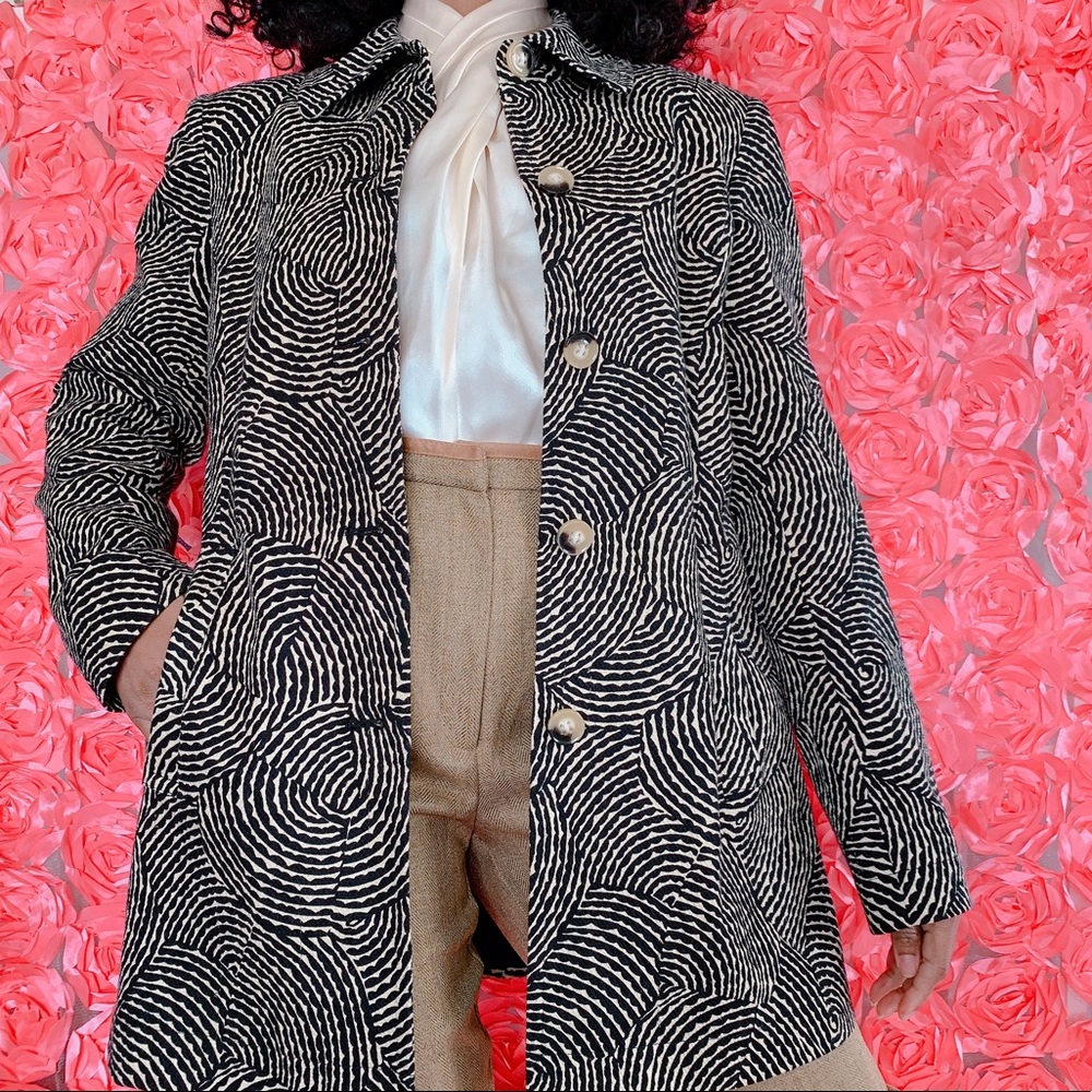 Stunning vintage coat 😍